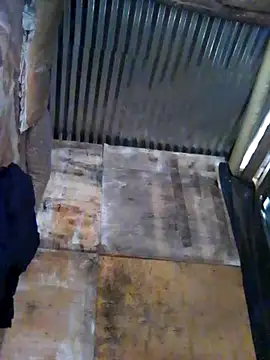 Snapshot of Johnny_emboh chatting on October 11, 2025, 10:16 am Johnny emboh online show from October 11, 2025, 10:16 am