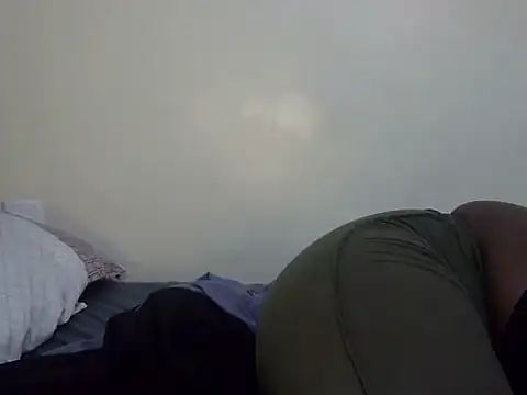 Sweettkendy online show from April 18, 2026, 7:07 pm