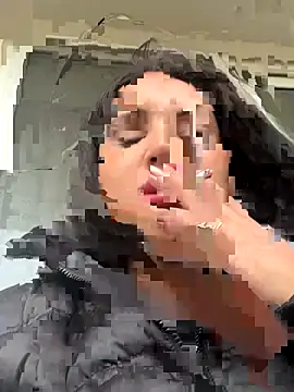 Snapshot of MeghanXO chatting on November 3, 2025, 1:58 pm MeghanXO online show from November 3, 2025, 1:58 pm