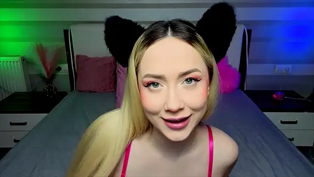 AriaSugar online show from October 3, 2025, 4:36 am