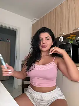 Scarlett-Dream online show from July 2, 2026, 6:08 am