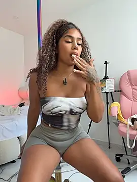 stormyy  online show from February 6, 2026, 7:21 pm