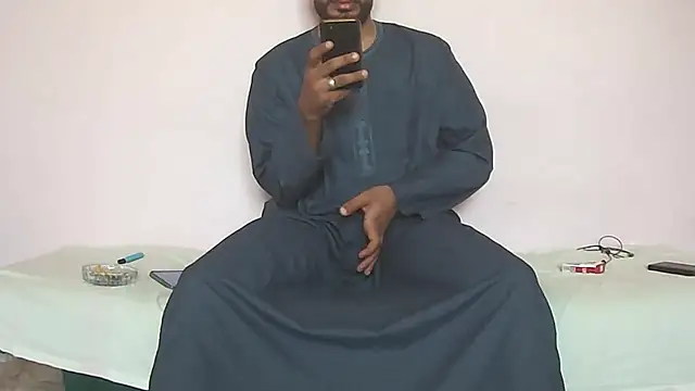 Snapshot of foxsanSs chatting on October 8, 2025, 10:50 am foxsanSs online show from October 8, 2025, 10:50 am