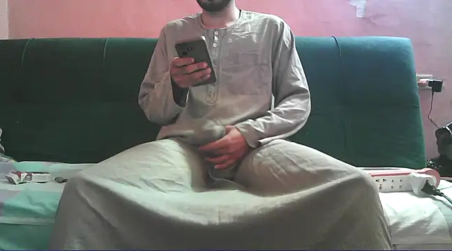 Snapshot of foxsanSs chatting on February 26, 2025, 9:33 am foxsanSs online show from February 26, 2025, 9:33 am