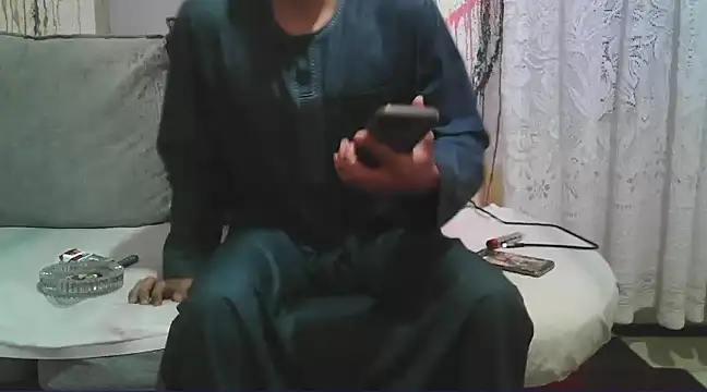 Snapshot of foxsanSs chatting on January 5, 2025, 4:04 am foxsanSs online show from January 5, 2025, 4:04 am