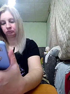 BustyBlond online show from February 8, 2026, 4:48 pm