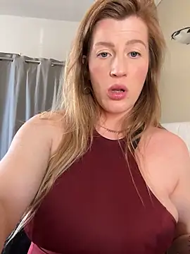 FoxyFrenchy online show from April 16, 2026, 3:57 pm