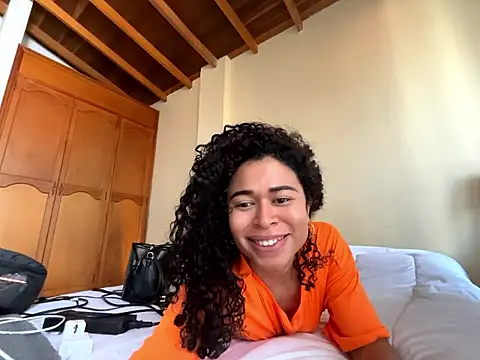 GabriSaenz online show from January 16, 2026, 2:21 pm