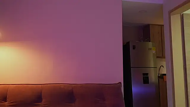 GabriSaenz online show from January 11, 2025, 11:02 pm