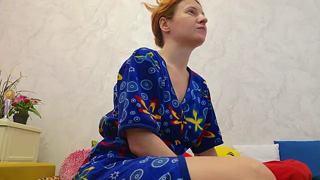 Simabigsmile online show from February 18, 2026, 1:07 pm