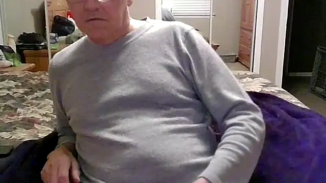 Snapshot of takeitall101 chatting on February 14, 2026, 1:28 am takeitall101 online show from February 14, 2026, 1:28 am