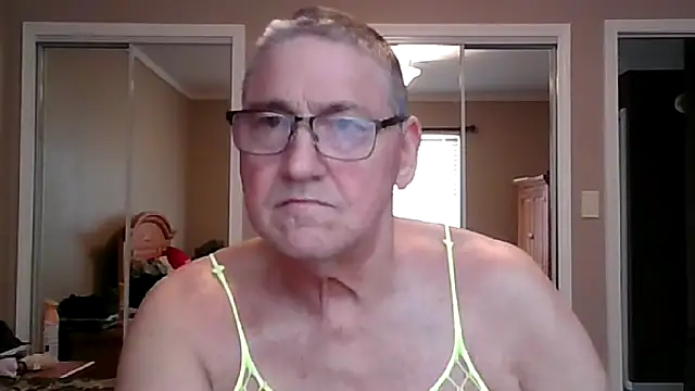 Snapshot of takeitall101 chatting on February 14, 2026, 6:41 pm takeitall101 online show from February 14, 2026, 6:41 pm