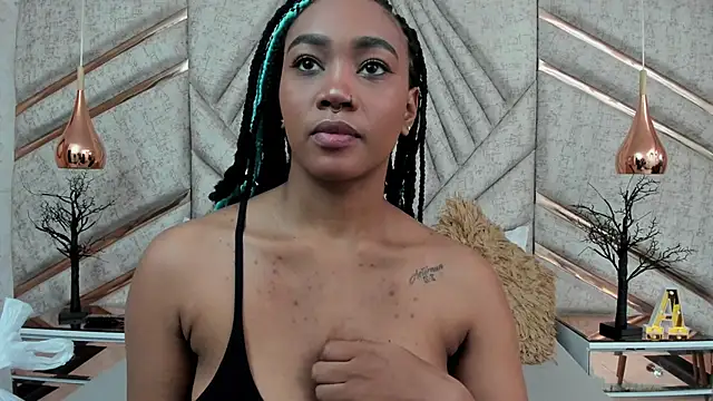 Snapshot of AgataRinaldi chatting on December 4, 2025, 11:26 pm AgataRinaldi online show from December 4, 2025, 11:26 pm