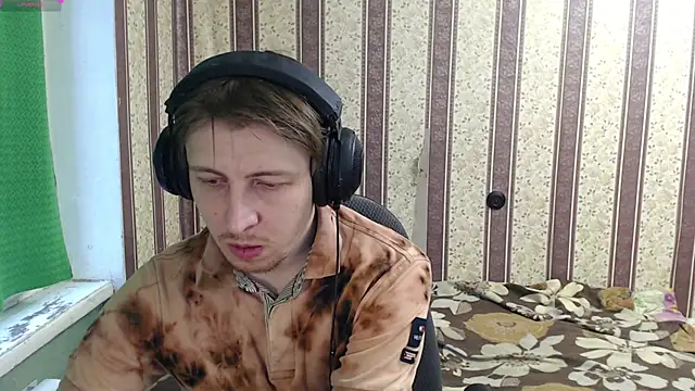 darienlarge online show from November 26, 2025, 10:26 am