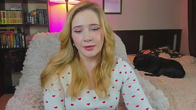 Lav Tender online show from September 21, 2025, 9:31 pm