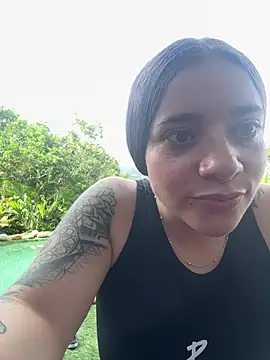 SophieFoxx17 online show from June 9, 2026, 1:23 pm