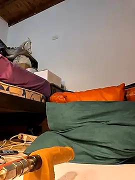 Snapshot of shelby_kutter chatting on November 3, 2025, 6:11 pm shelby kutter online show from November 3, 2025, 6:11 pm