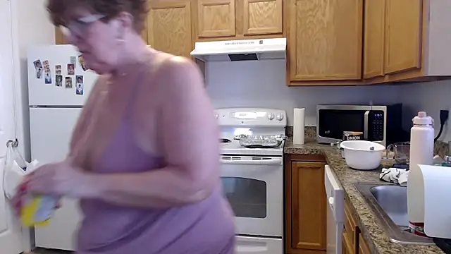 plusizebigbooty online show from March 9, 2025, 4:00 pm