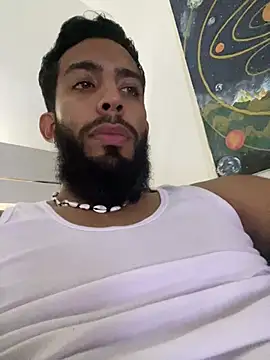 Snapshot of Alessandro__Rossi chatting on May 4, 2026, 2:20 pm Alessandro Rossi online show from May 4, 2026, 2:20 pm