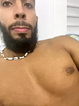 Snapshot of Alessandro__Rossi chatting on November 5, 2025, 8:01 pm Alessandro Rossi online show from November 5, 2025, 8:01 pm