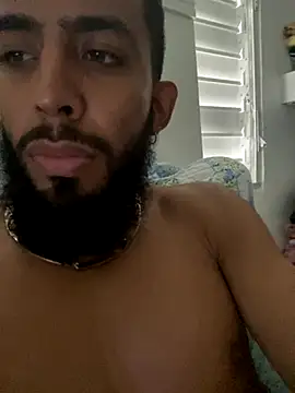 Snapshot of Alessandro__Rossi chatting on October 29, 2025, 3:22 pm Alessandro Rossi online show from October 29, 2025, 3:22 pm