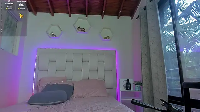 Snapshot of shanakendall chatting on November 29, 2025, 2:17 pm shanakendall online show from November 29, 2025, 2:17 pm