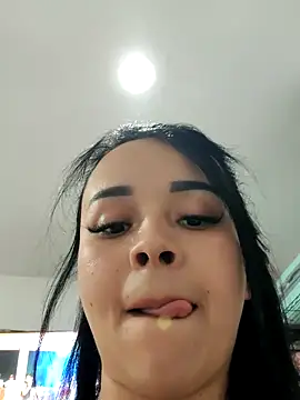 Snapshot of LindaGarcia22 chatting on March 12, 2025, 3:46 am LindaGarcia22 online show from March 12, 2025, 3:46 am