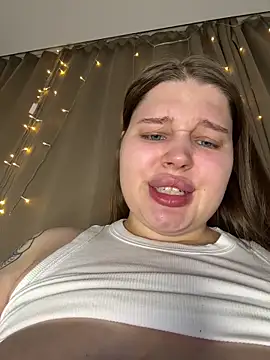 perfect sweety girl online show from March 10, 2026, 8:46 pm