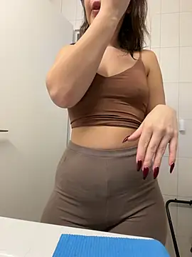 TheCinderella online show from January 12, 2026, 4:36 pm