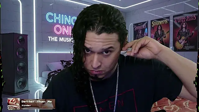 Snapshot of chino_roz chatting on October 24, 2025, 6:12 am chino roz online show from October 24, 2025, 6:12 am