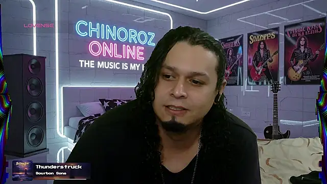 Snapshot of chino_roz chatting on September 30, 2025, 6:25 pm chino roz online show from September 30, 2025, 6:25 pm