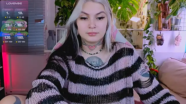 Snapshot of jelya_sg chatting on November 4, 2025, 11:36 am jelya sg online show from November 4, 2025, 11:36 am