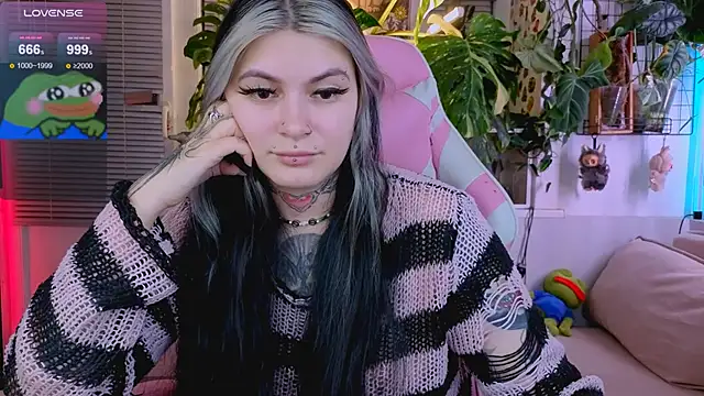 Snapshot of jelya_sg chatting on December 1, 2025, 1:34 pm jelya sg online show from December 1, 2025, 1:34 pm