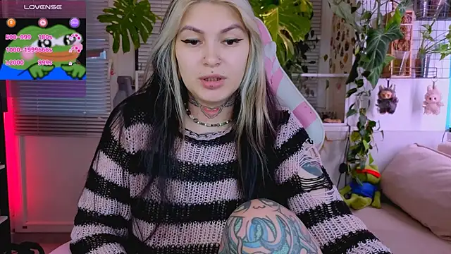 Snapshot of jelya_sg chatting on October 26, 2025, 12:38 pm jelya sg online show from October 26, 2025, 12:38 pm