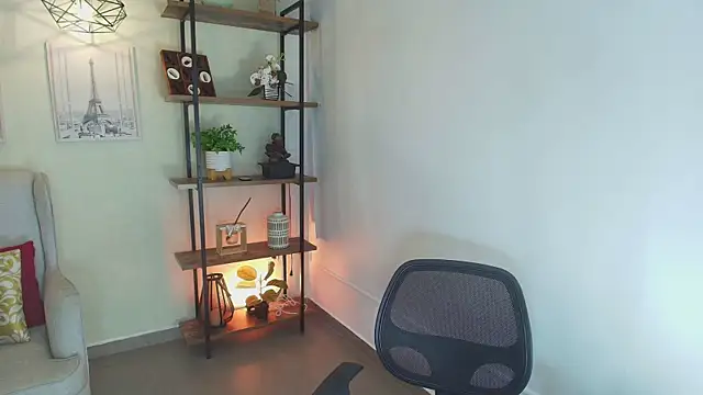 Sassy--Girl online show from March 29, 2026, 6:20 pm