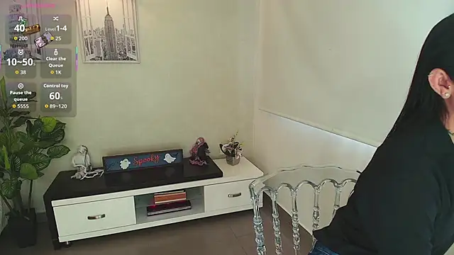 Snapshot of Sassy--Girl chatting on October 30, 2025, 6:05 pm Sassy--Girl online show from October 30, 2025, 6:05 pm