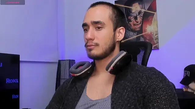 Snapshot of AlexRivera6 chatting on December 7, 2024, 1:19 am AlexRivera6 online show from December 7, 2024, 1:19 am