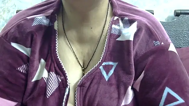 Snapshot of Kavya_XX chatting on November 19, 2025, 12:05 pm Kavya XX online show from November 19, 2025, 12:05 pm