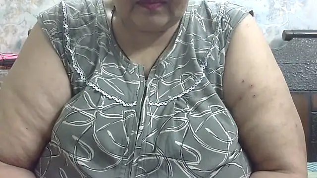 Snapshot of Kavya_XX chatting on November 1, 2025, 2:29 am Kavya XX online show from November 1, 2025, 2:29 am