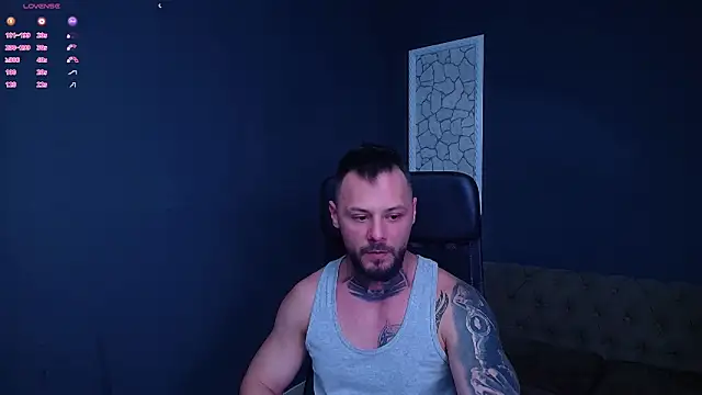 Snapshot of BrianHunts chatting on November 16, 2025, 5:56 am BrianHunts online show from November 16, 2025, 5:56 am