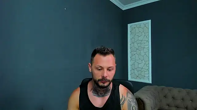 Snapshot of BrianHunts chatting on July 19, 2026, 4:54 am BrianHunts online show from July 19, 2026, 4:54 am