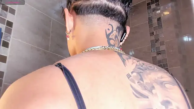 ohyesly  online show from March 29, 2026, 8:05 am