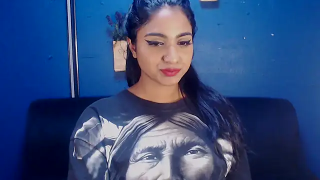 Snapshot of Delilah_Blazee chatting on March 21, 2025, 9:56 am Delilah Blazee online show from March 21, 2025, 9:56 am
