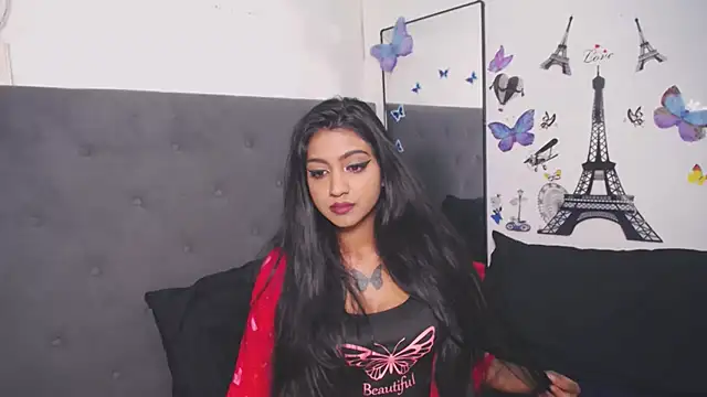 Snapshot of Delilah_Blazee chatting on October 7, 2025, 10:00 pm Delilah Blazee online show from October 7, 2025, 10:00 pm