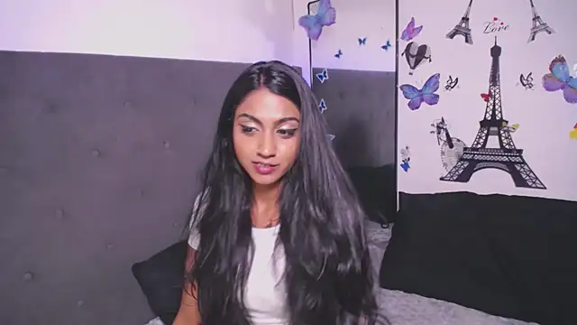 Snapshot of Delilah_Blazee chatting on October 20, 2025, 8:04 am Delilah Blazee online show from October 20, 2025, 8:04 am