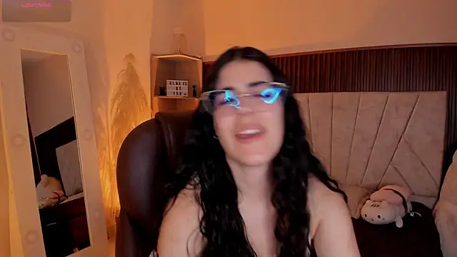  Niah  online show from April 2, 2026, 9:10 pm