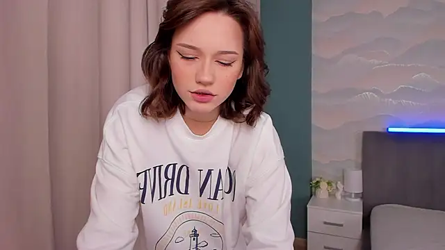 Eva Doo online show from October 3, 2025, 10:22 pm