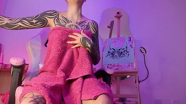 goddess vee  online show from May 11, 2026, 2:45 pm