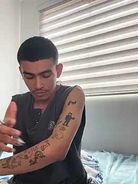 Snapshot of sorry-mom69 chatting on November 11, 2025, 5:52 pm sorry-mom69 online show from November 11, 2025, 5:52 pm