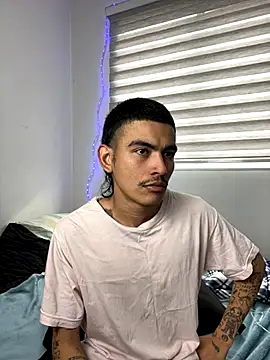 Snapshot of sorry-mom69 chatting on November 15, 2025, 5:50 pm sorry-mom69 online show from November 15, 2025, 5:50 pm